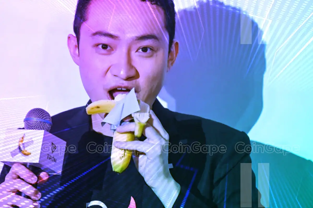 How A $6.2M Banana Artwork Became Justin Sun's Snack Of The Year